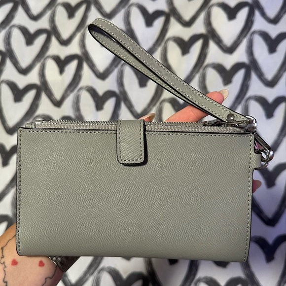 Michael Kors Jet Set Travel Large Double Zip Wristlet - Picture 2 of 5